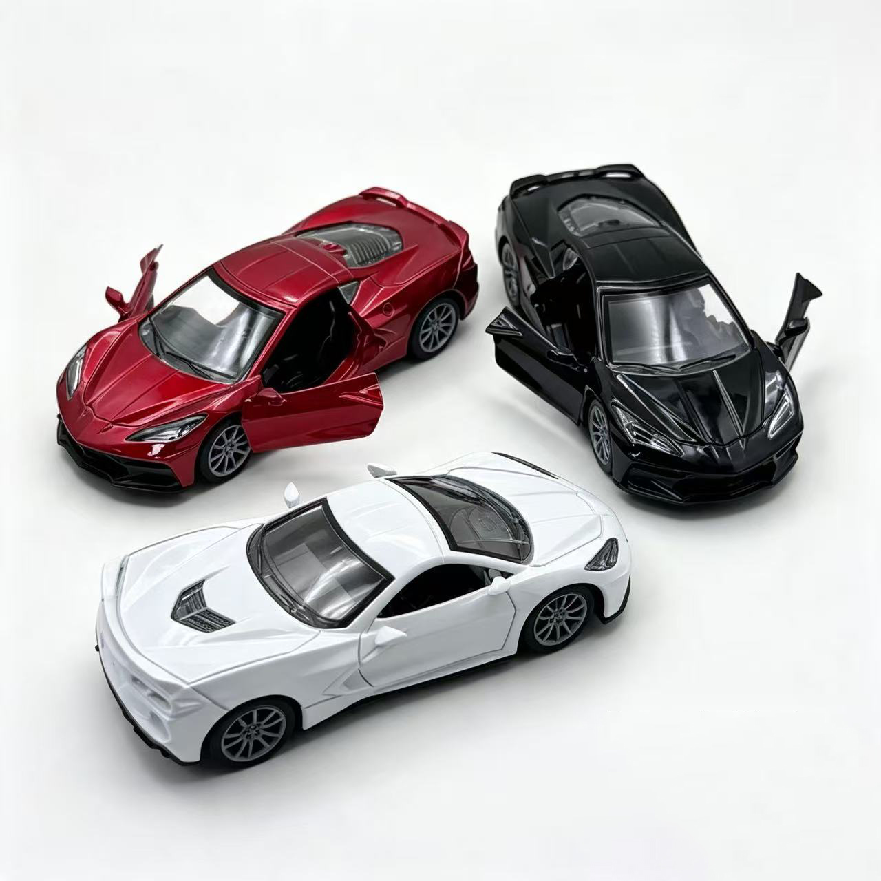 Kids Toys Young - スケールキャストシミュレーション合金製おもちゃの車、ドアが開くプルバックドライブ式、子供向けコレクタブルモデルカー