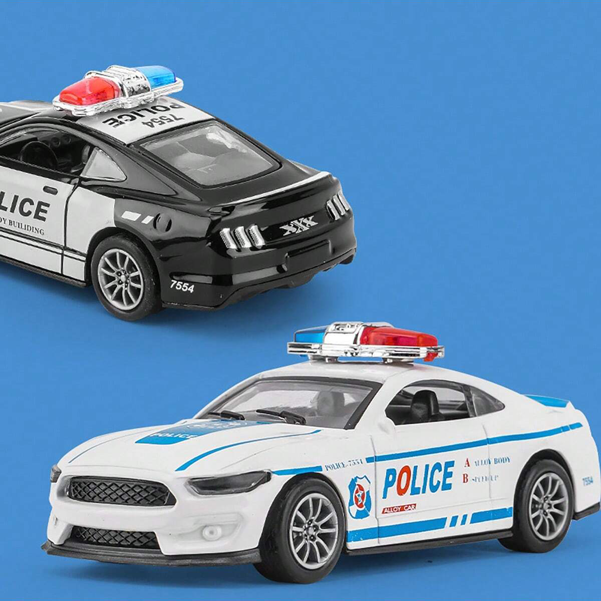 合金製モデルカー、プルバック機能付き、ドアが開かない、ダイキ - Kids Toys Young のレビューと価格