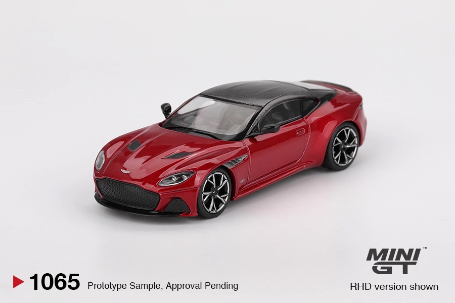 MINIGT 1/64 アストンマーティン DBS ストラタ - Kids Toys Young のレビューと価格