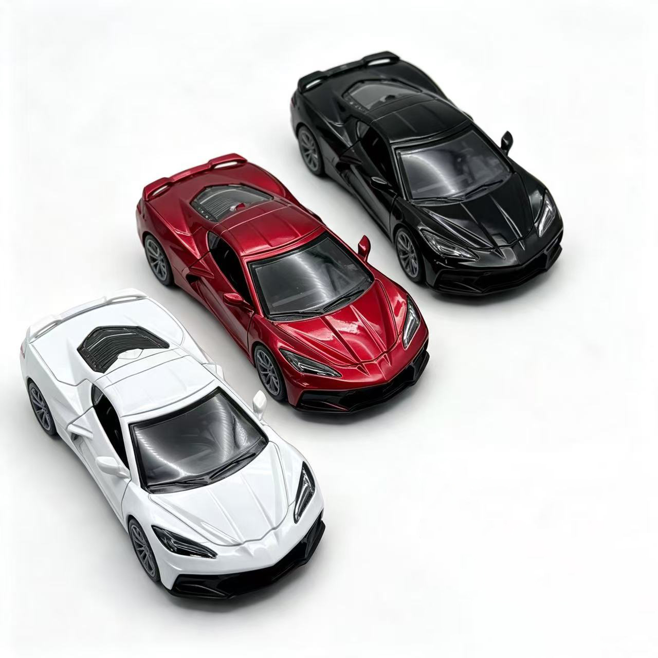 スケールキャストシミュレーション合金製おもちゃの車、ドアが開 - Kids Toys Young のレビューと価格